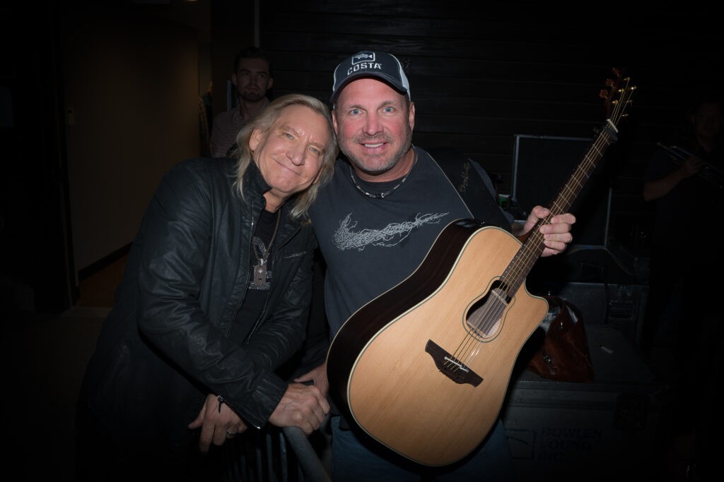 JoeWalsh GarthB